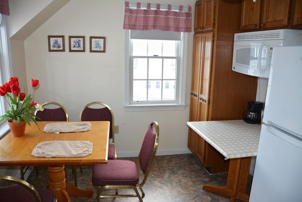 Beach Walk Apartments And Cottages 올드 오차드 비치 외부 사진