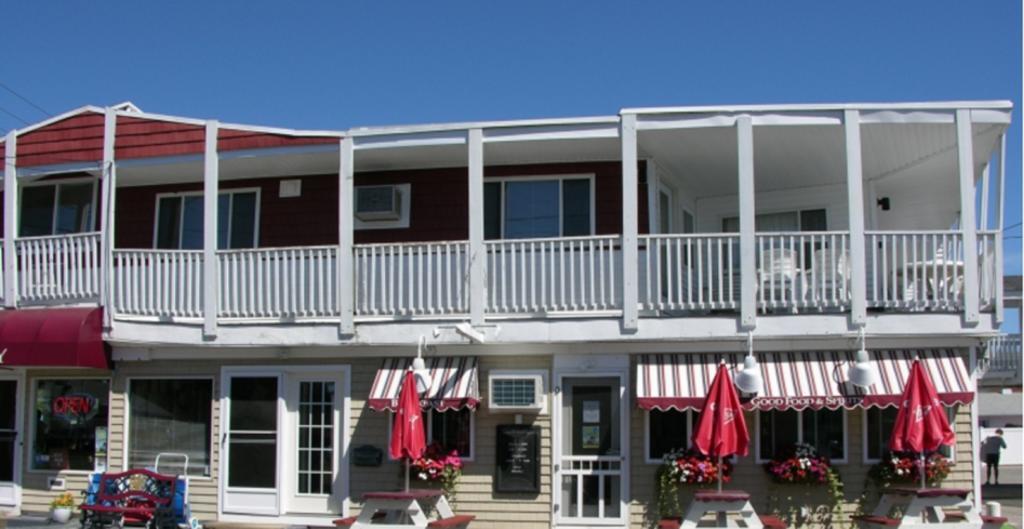 Beach Walk Apartments And Cottages 올드 오차드 비치 외부 사진