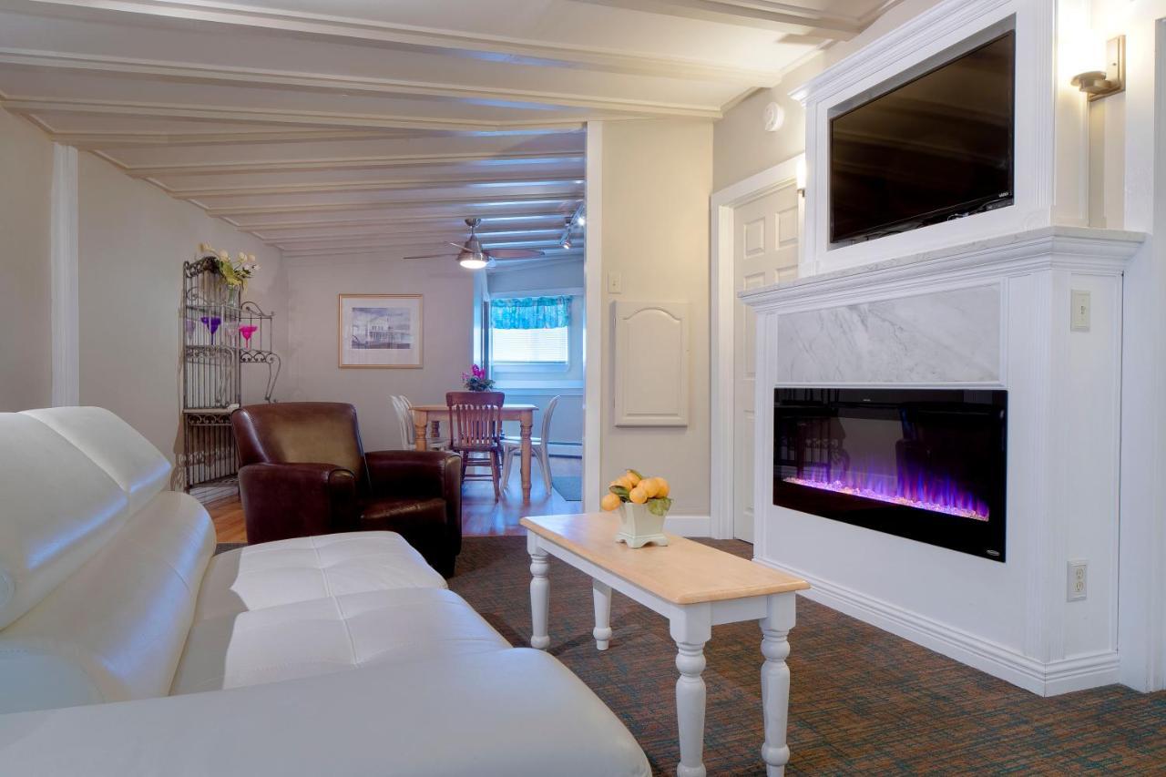 Beach Walk Apartments And Cottages 올드 오차드 비치 외부 사진